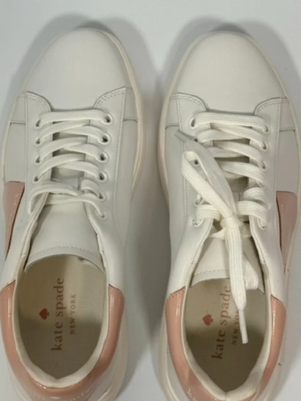 NWOT Kate Spade Charli Pink White Leather Sneakers Heart Size 8.5